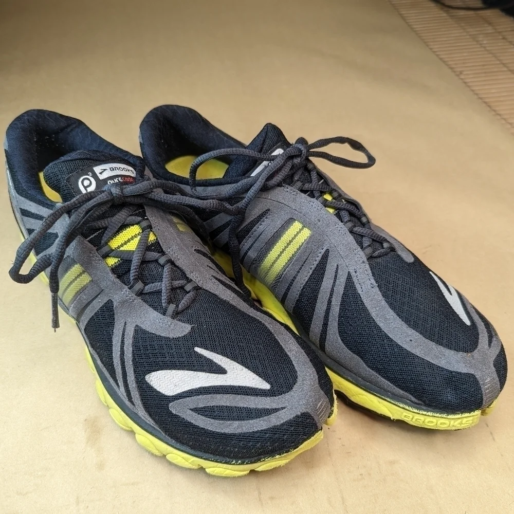 Brooks Running Shoes Men's 12.5 Medium D Pure Cadence 2 Black Yellow 1101401D671